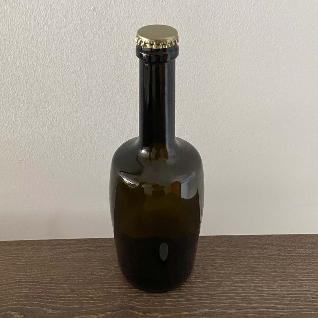 Botella de vidrio Tonneau 650 ml / 22 fl.oz